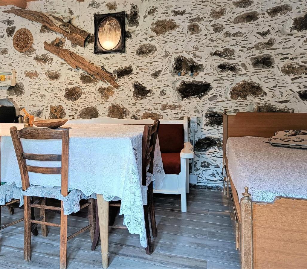 Casa Pappadiana Traditional Stonehouse Villa Kefálion Exterior foto